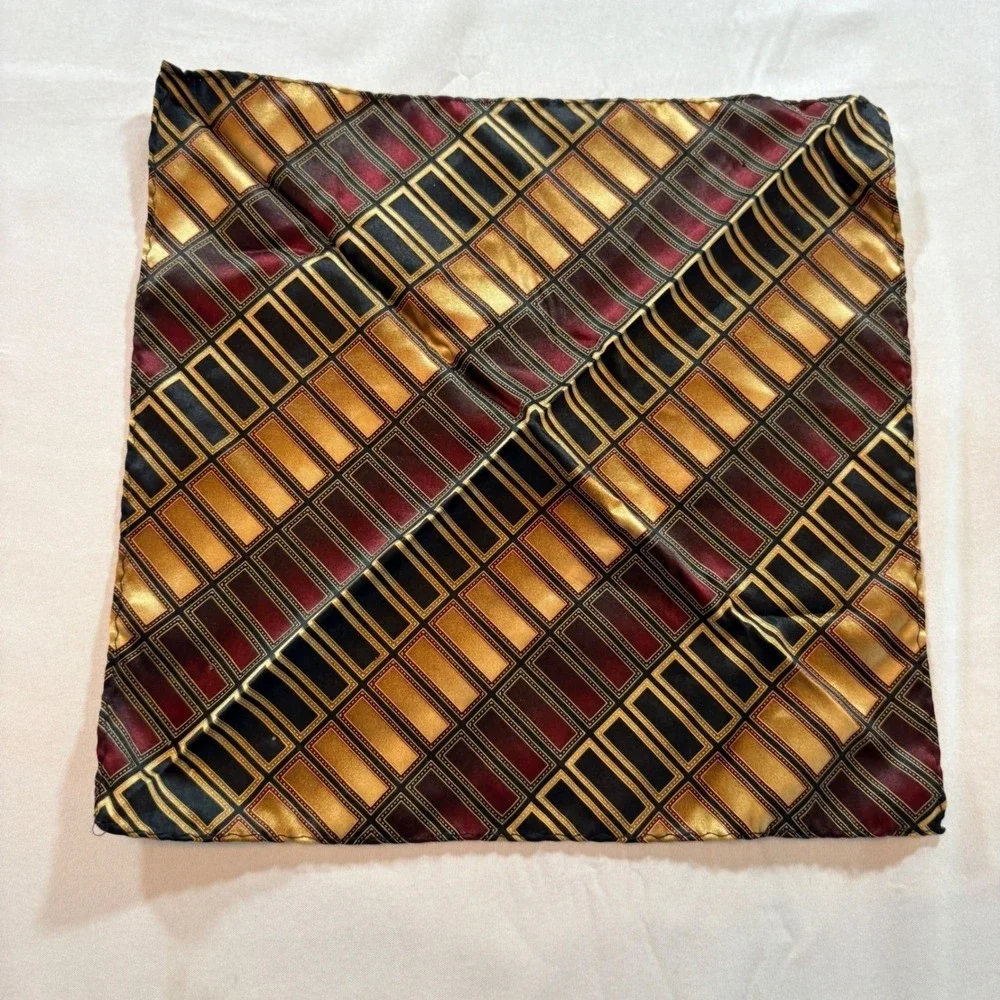 Giorgio Brutini Silk Tie & Pocket Square Set Mens Gold Burgundy Geometric Formal
